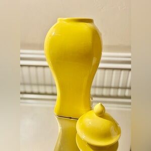 Beautiful, rare find Yellow Ginger Jar/Vase